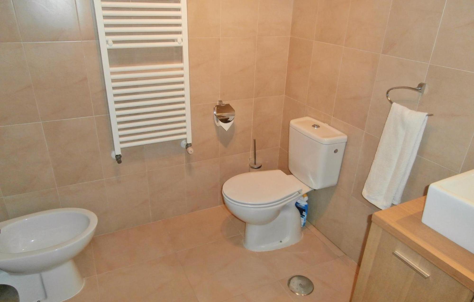 2 Bedroom Beautiful Apartment In Sucina Dış mekan fotoğraf