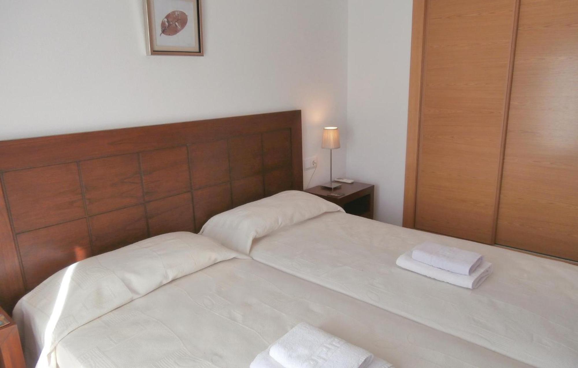 2 Bedroom Beautiful Apartment In Sucina Dış mekan fotoğraf
