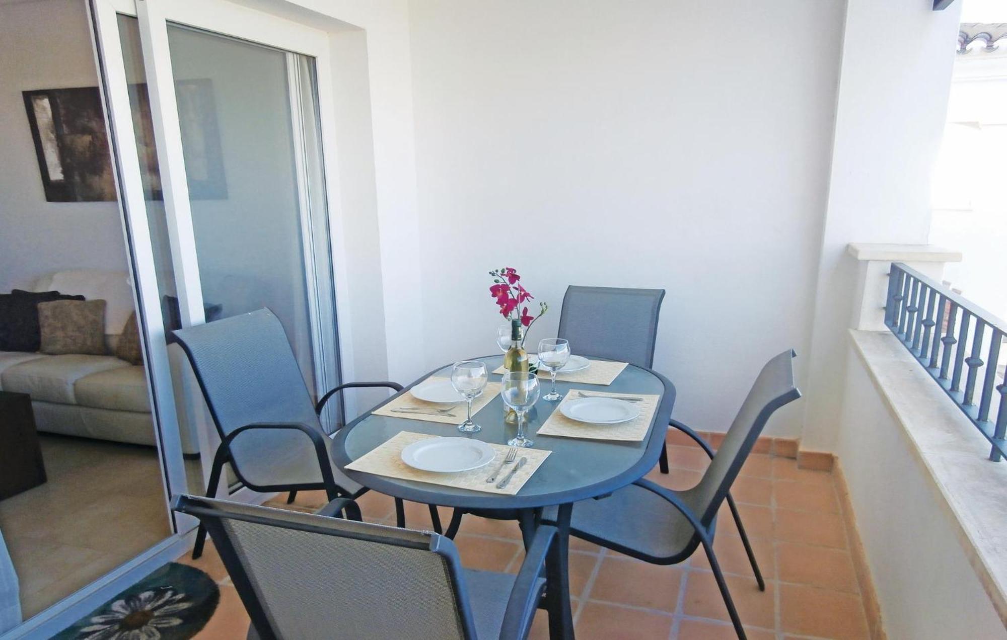 2 Bedroom Beautiful Apartment In Sucina Dış mekan fotoğraf